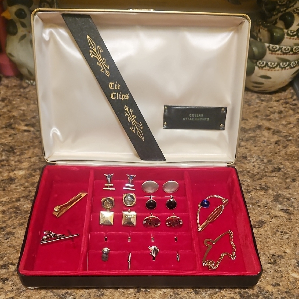Elegant Tie Clips and Collar Attachments Set